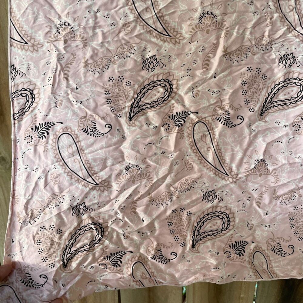 WILD WEST RAG CO. 100% Silk Paisley Cowboy Cowgirl WILD RAG Scarf 36" x 36"